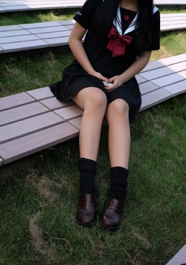 西西裸体女人_在线完整观看