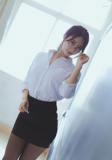 无内丝袜视频_无广告免费播放高清电影