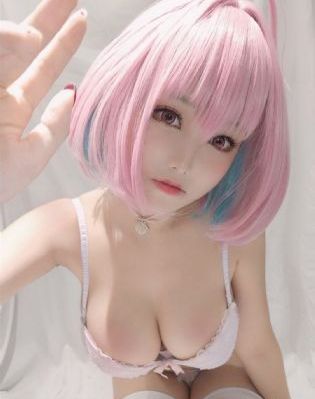 连乳晕一起含h_DVD免费观看最新