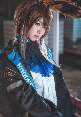 女人裸体乱子伦_BD韩语电影在线看
